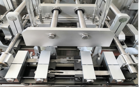 Dụng cụ hỗ trợ mở t&uacute;i