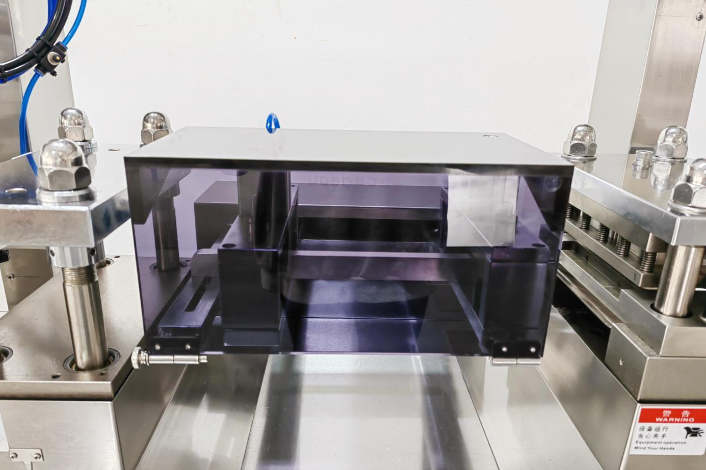 Trạm k&eacute;o servo