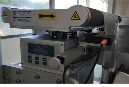 Hệ thống chỉnh sửa m&agrave;ng cho m&aacute;y tạo h&igrave;nh t&uacute;i膜纠偏系统 -用于袋成型机